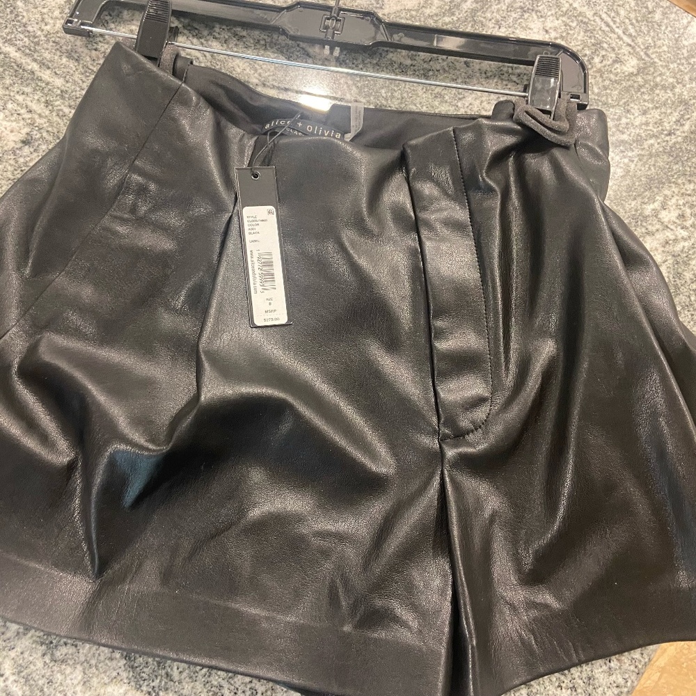 NWT Alice & Olivia leather shorts